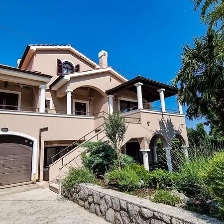 فيلة Lora With Swimming Pool, 150m To The Sea, Opatija-lovran Opric